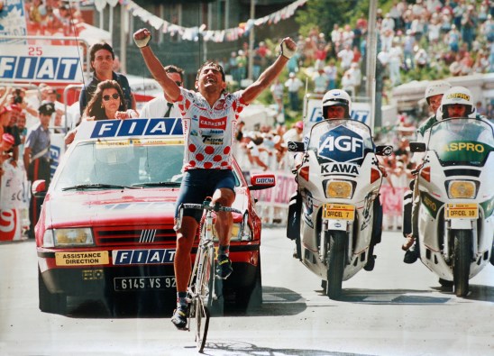 Claudio_Chiappucci,_Sestriere,_Tour_de_France_1992